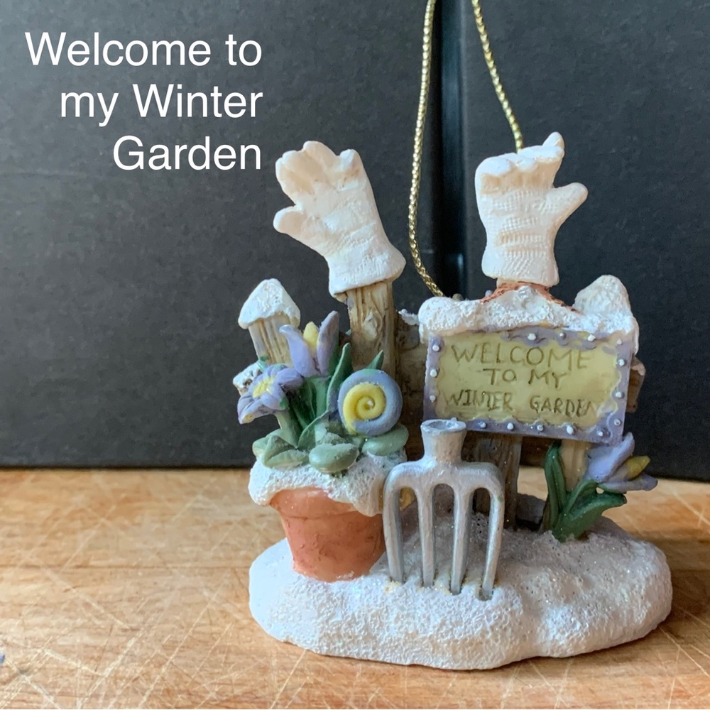 Winter Garden ornament, resin